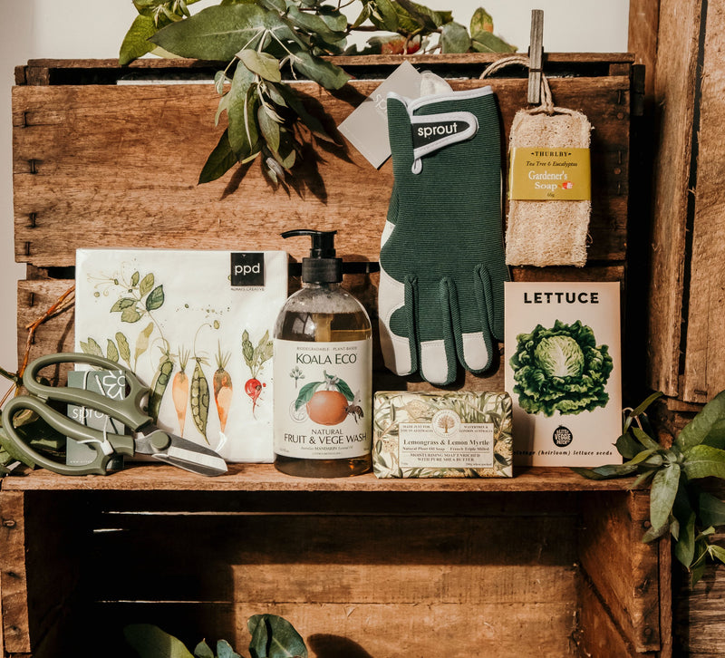 Gardeners Care Kit  Hamper