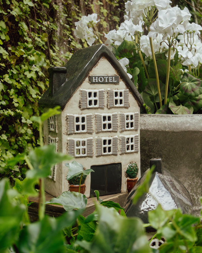 Cotswald Village Hotel Tea Light